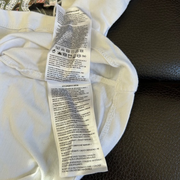 Guess White Tank Top with Graphic Design - Picture 8 of 8